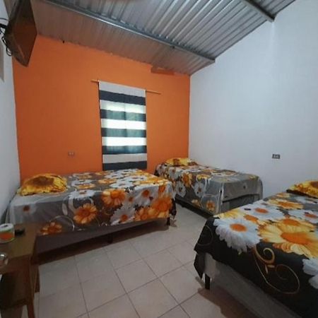 Hotel El Pez Dorado 里约杜尔塞 外观 照片
